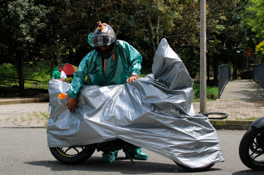 Pijama para motos Metalizada