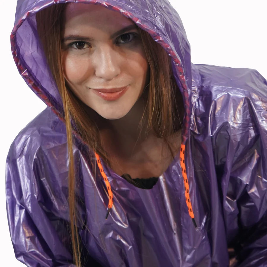 IMPERMEABLE PARA MOTO MORADO METALIZADO